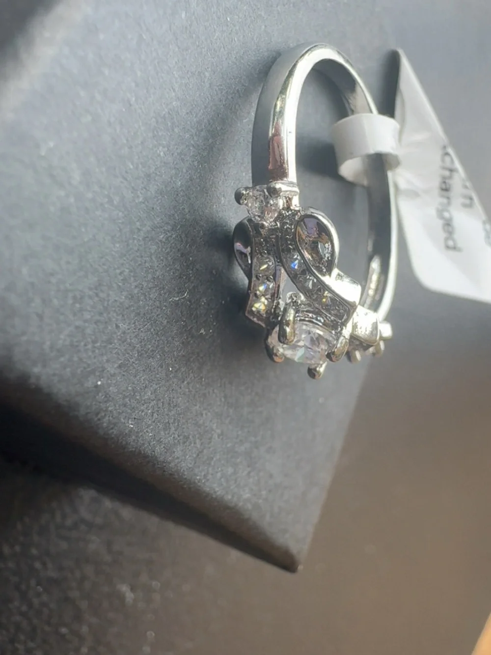 Moissanite size elegant